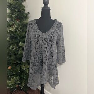 NWOT FRENCH BAZAAR Dark Gray Knit Tunic Top, swim suit cover up Size Large